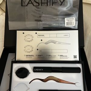 LASHIFY Black and Bronze Eyelash Set